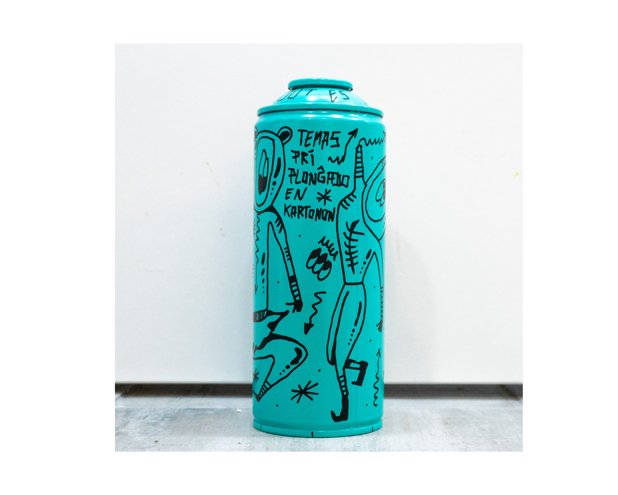 Astronaut custom spray urbano graffiti azul 2