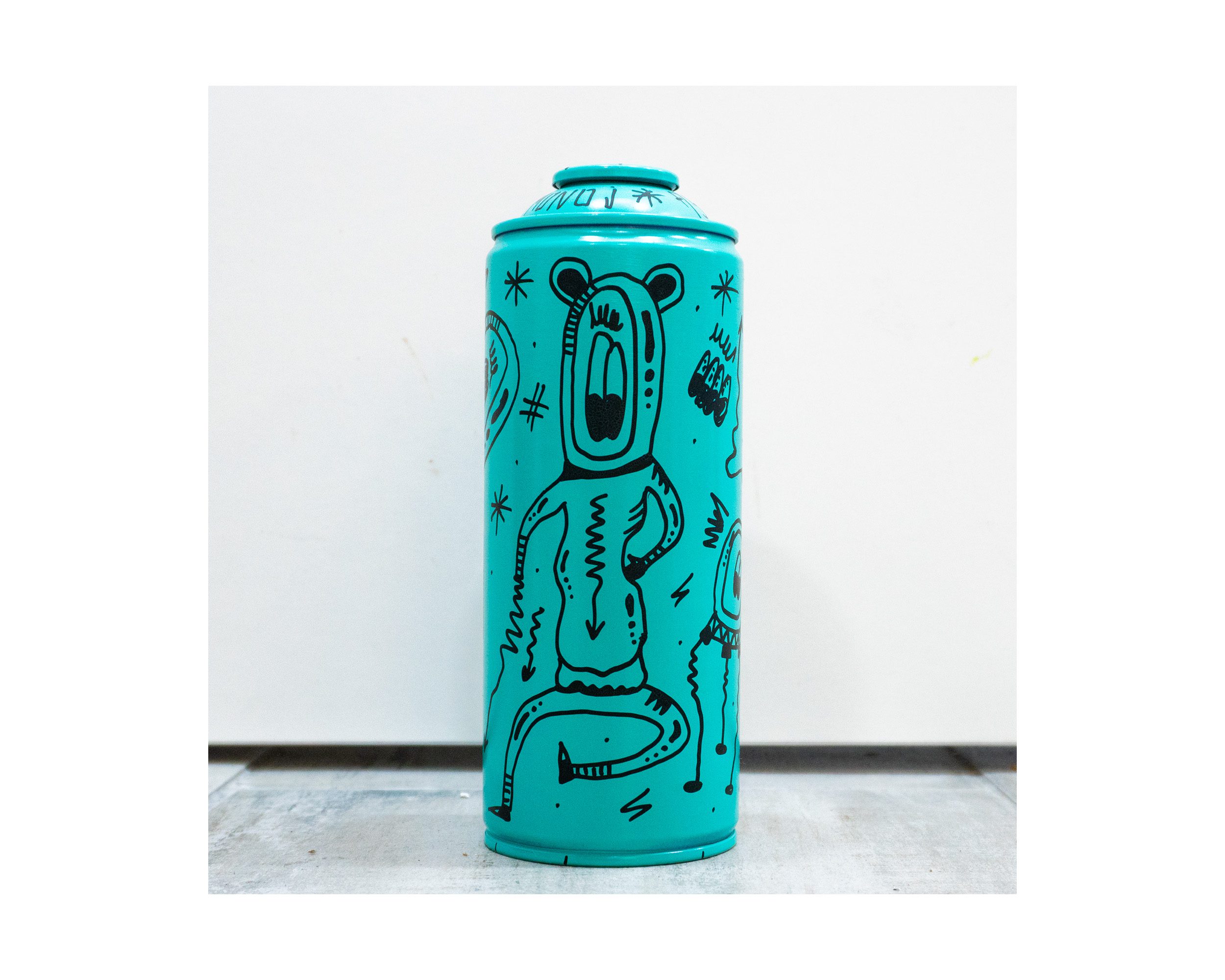 Astronaut custom spray urbano graffiti azul