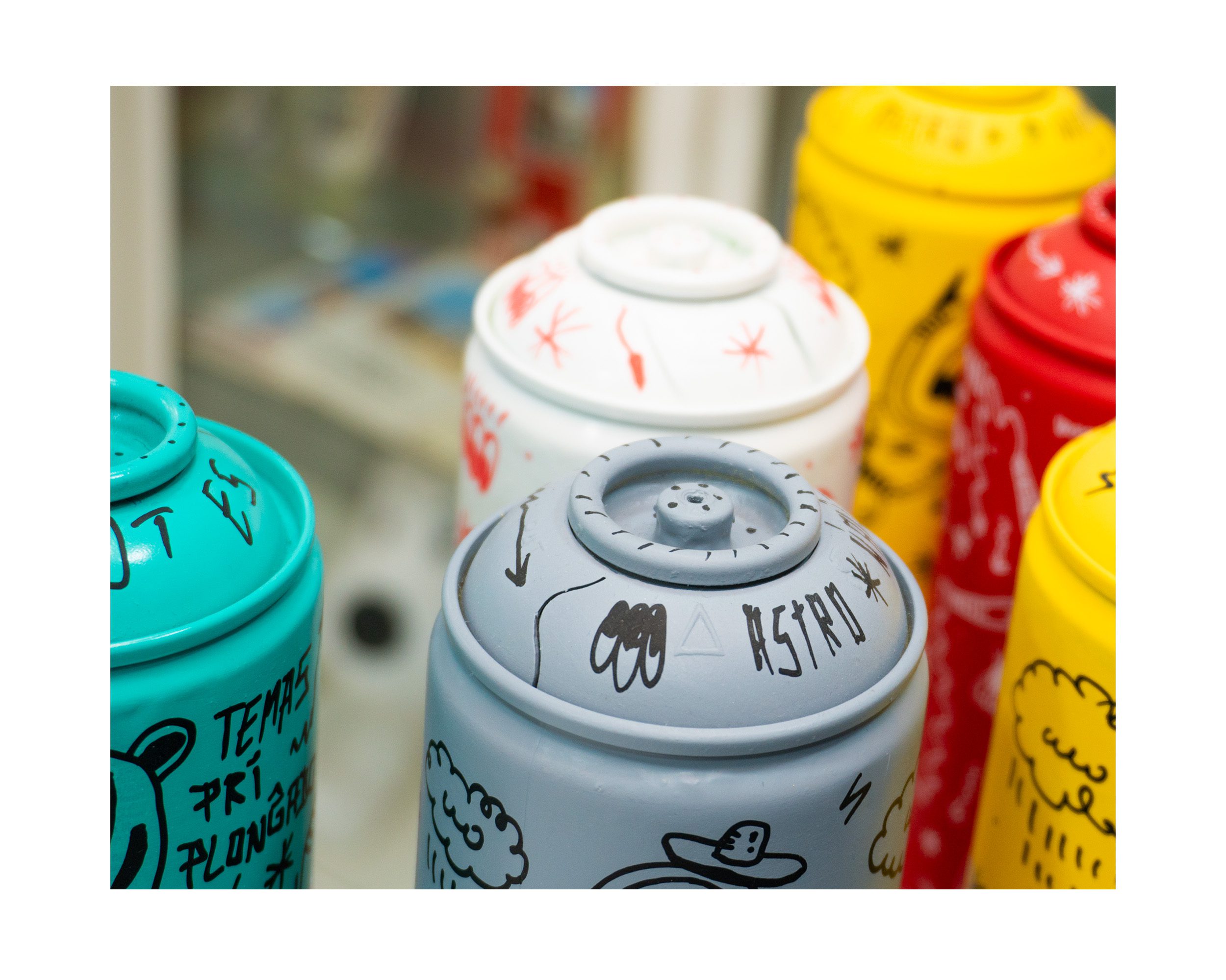 Conjunto de sprays pintados por astronaut 3